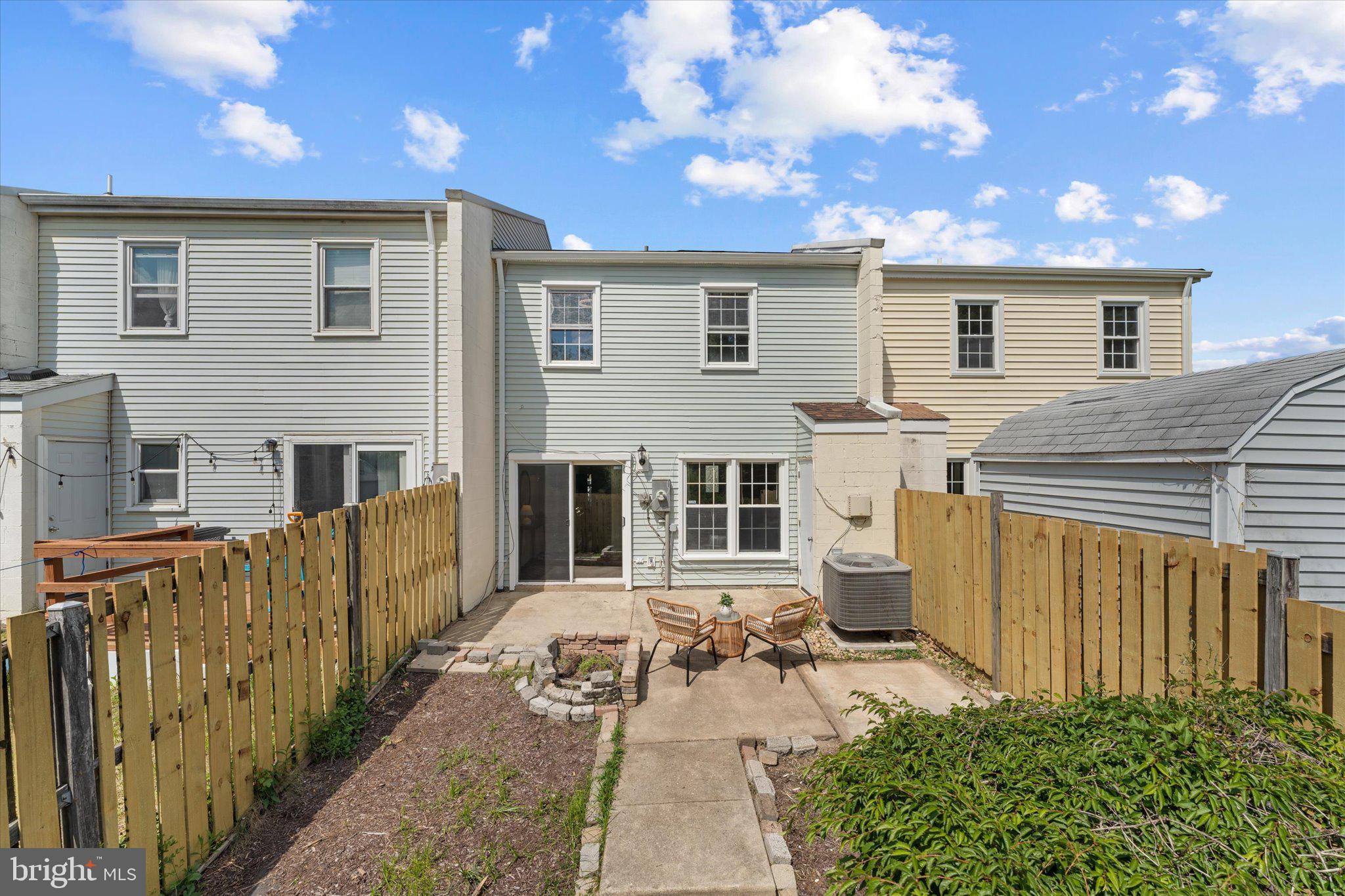 BURKE MANOR - Residential