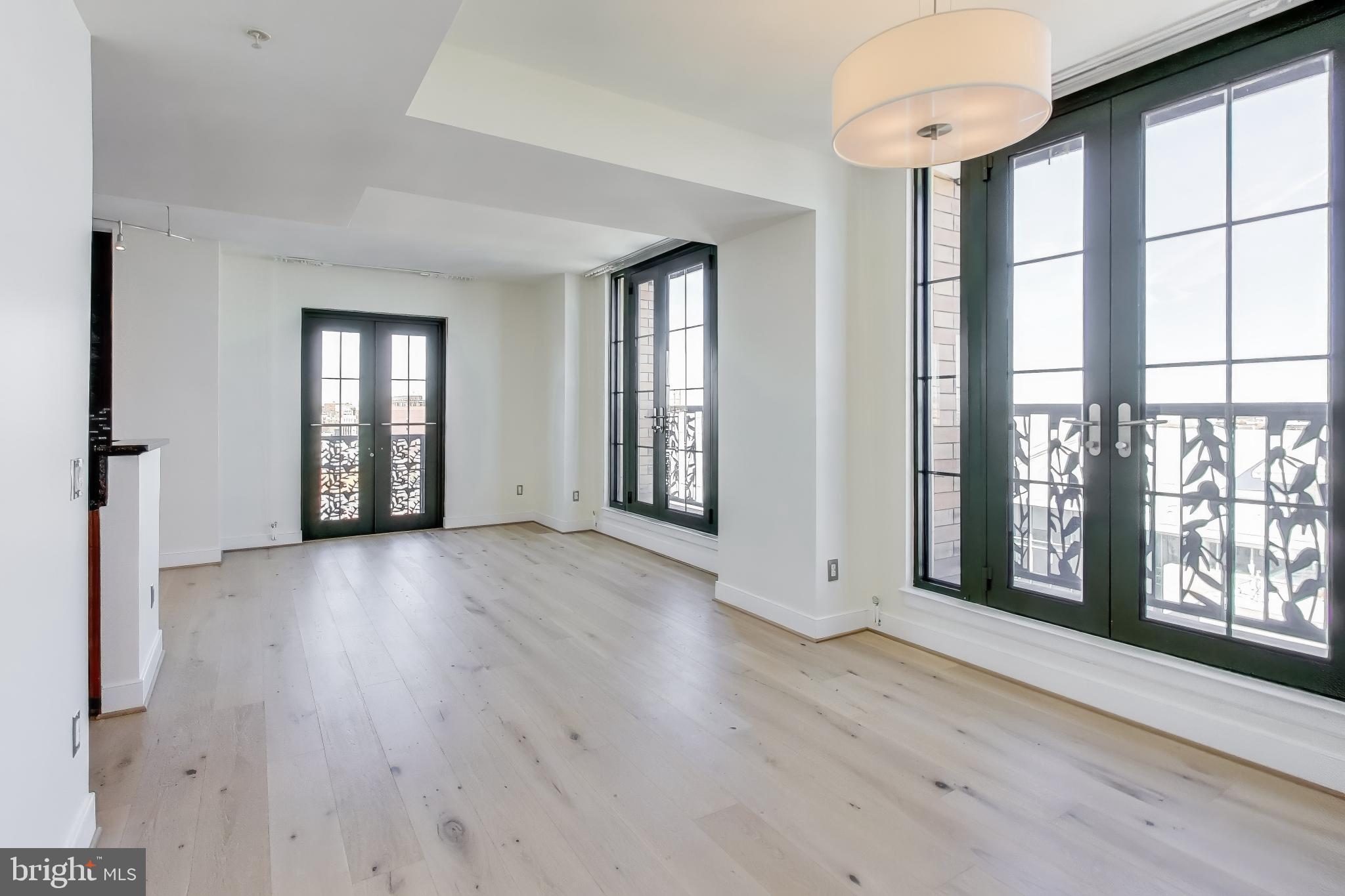 910 M STREET NW 1022