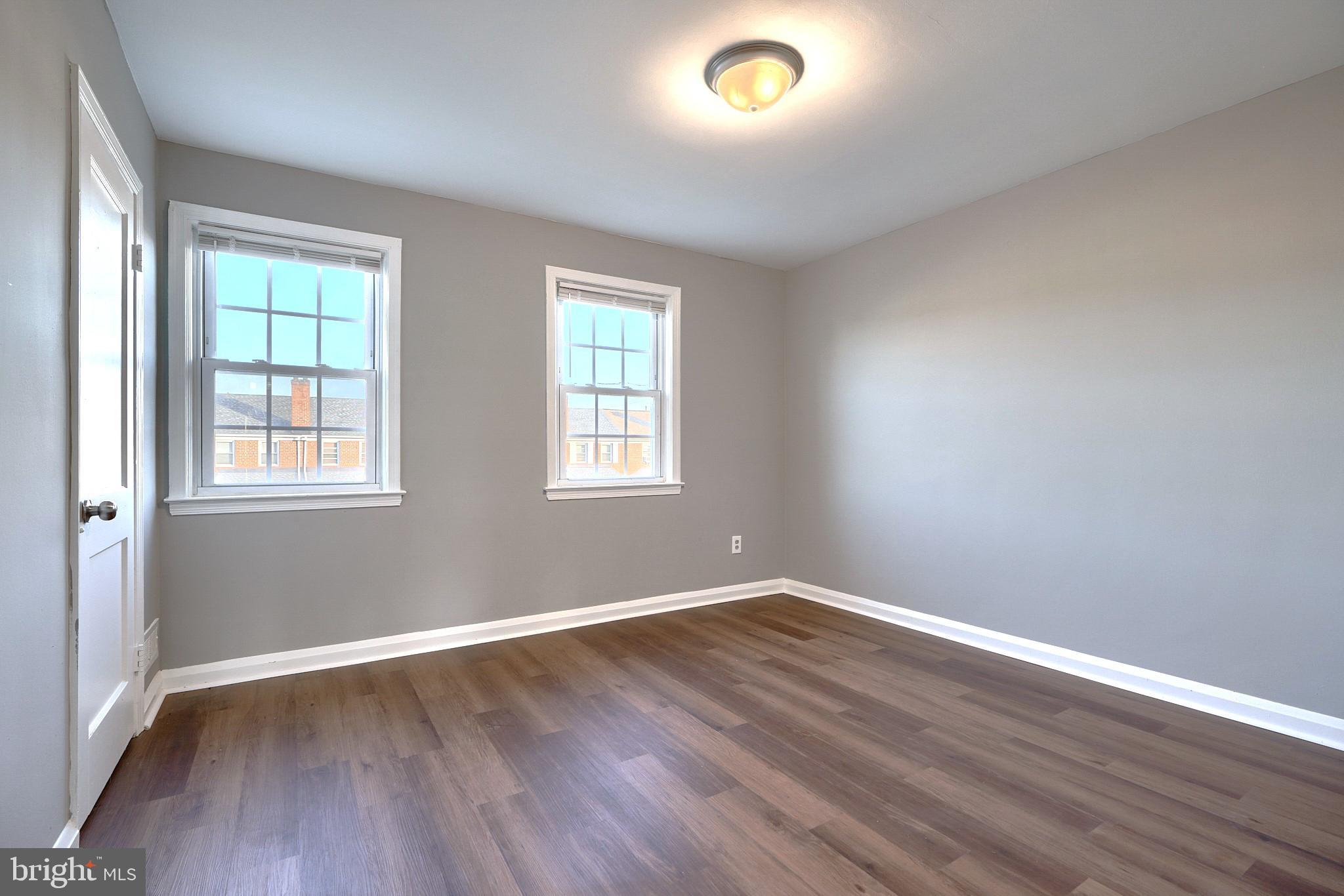 EASTWOOD - Residential