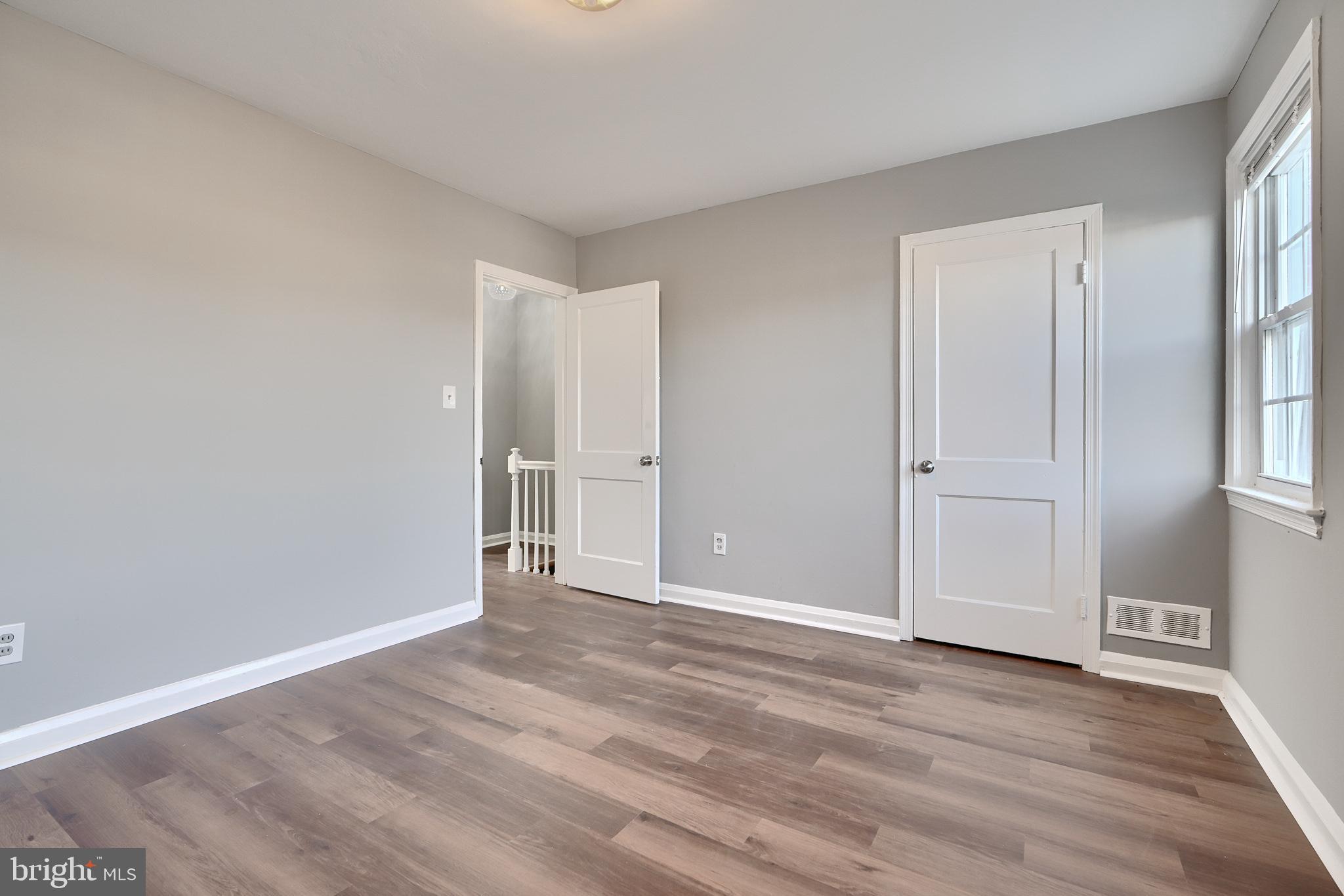 EASTWOOD - Residential