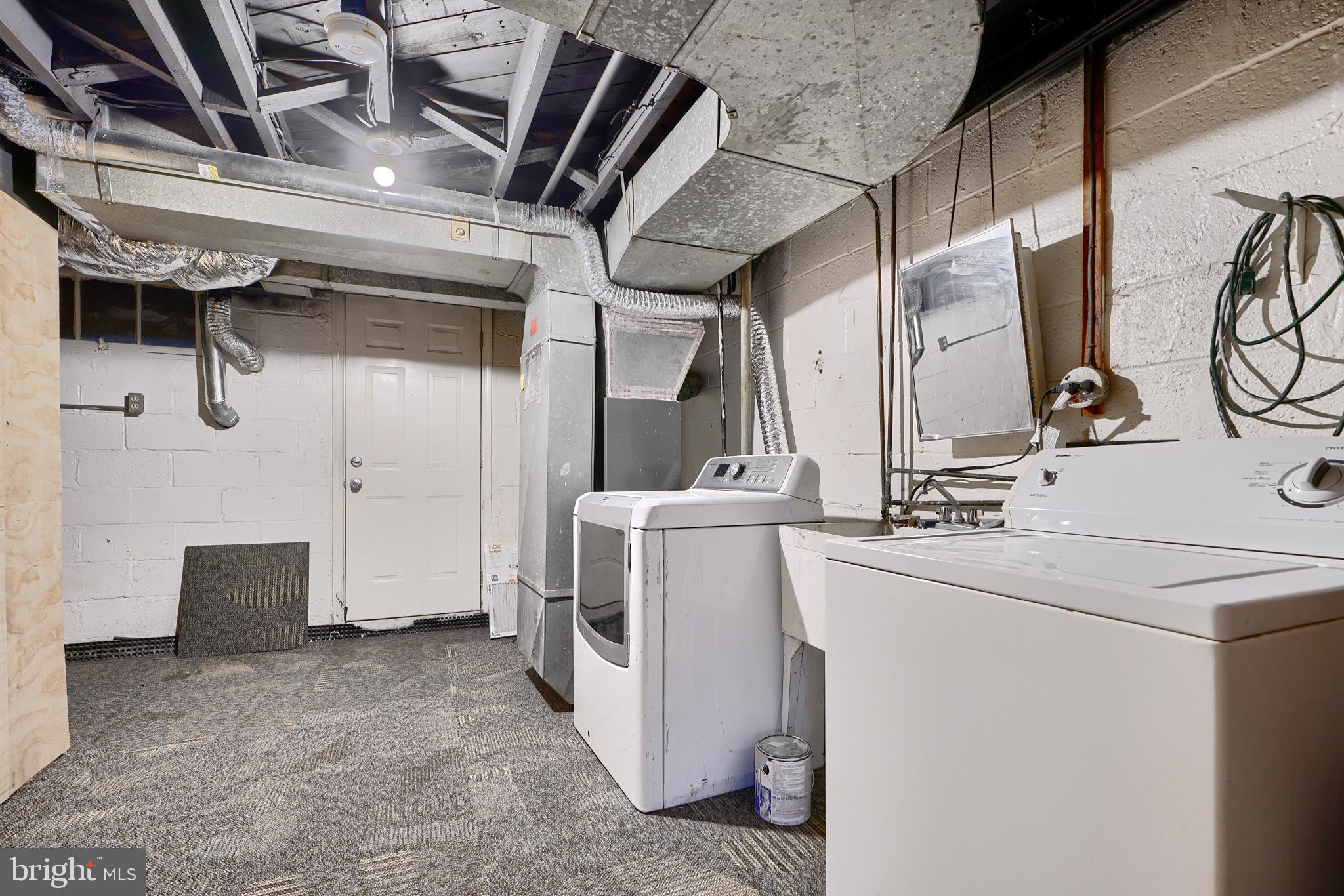 EASTWOOD - Residential