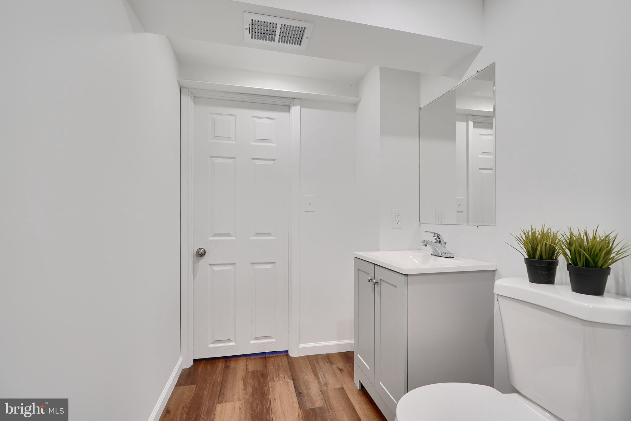 EASTWOOD - Residential