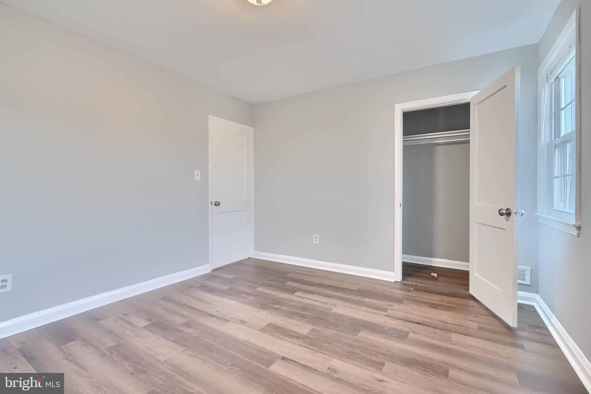 EASTWOOD - Residential