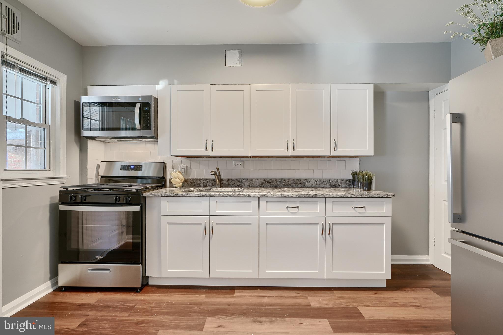 EASTWOOD - Residential