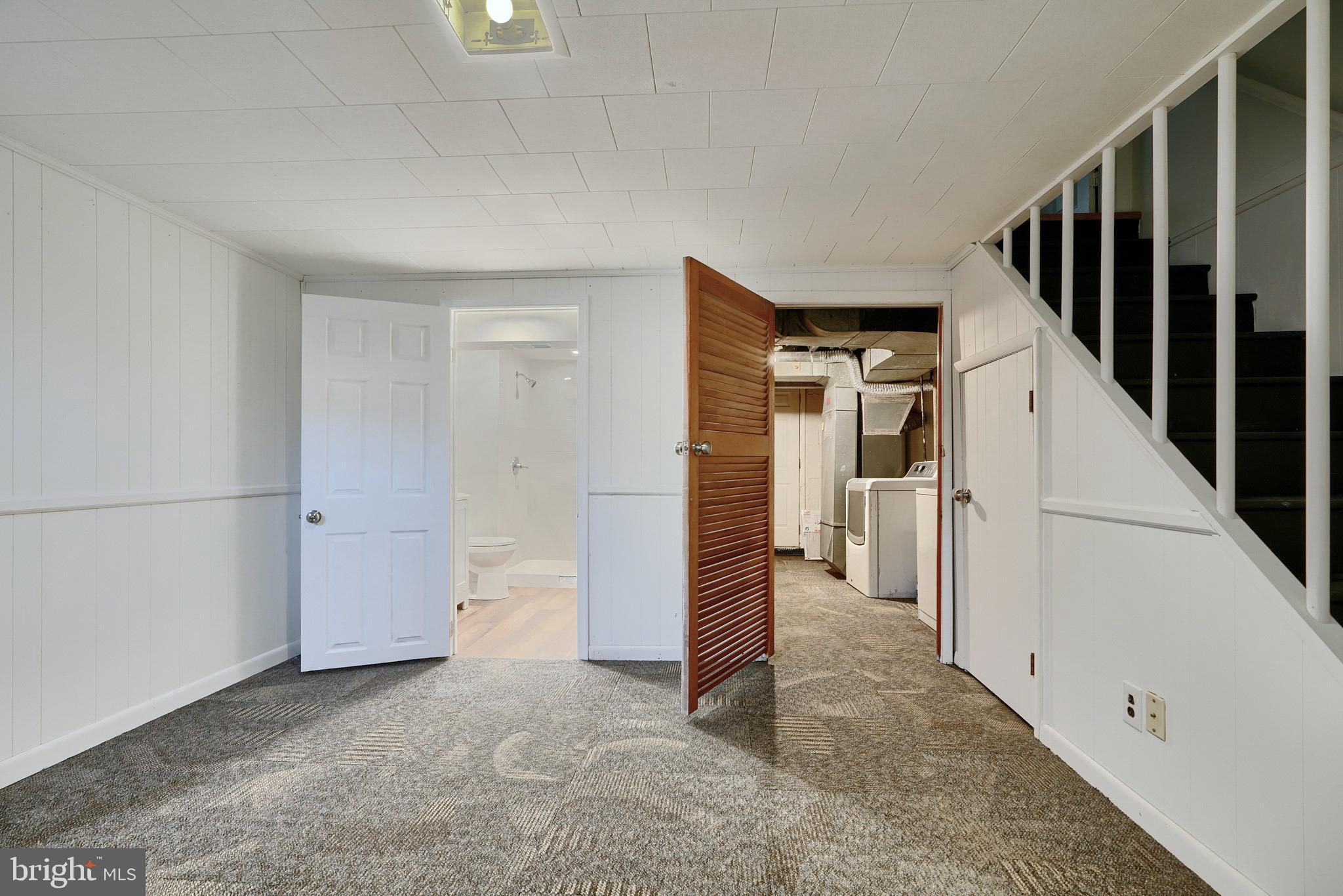 EASTWOOD - Residential