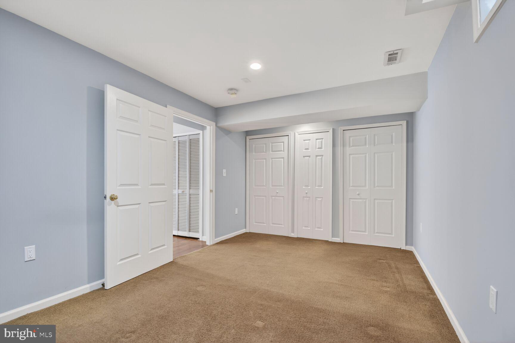 SENECA PARK NORTH - Residential