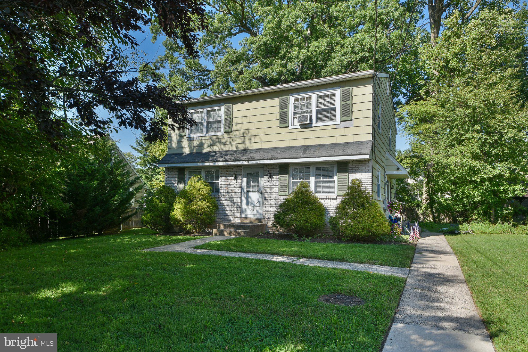 576 MEADOWBROOK AVENUE