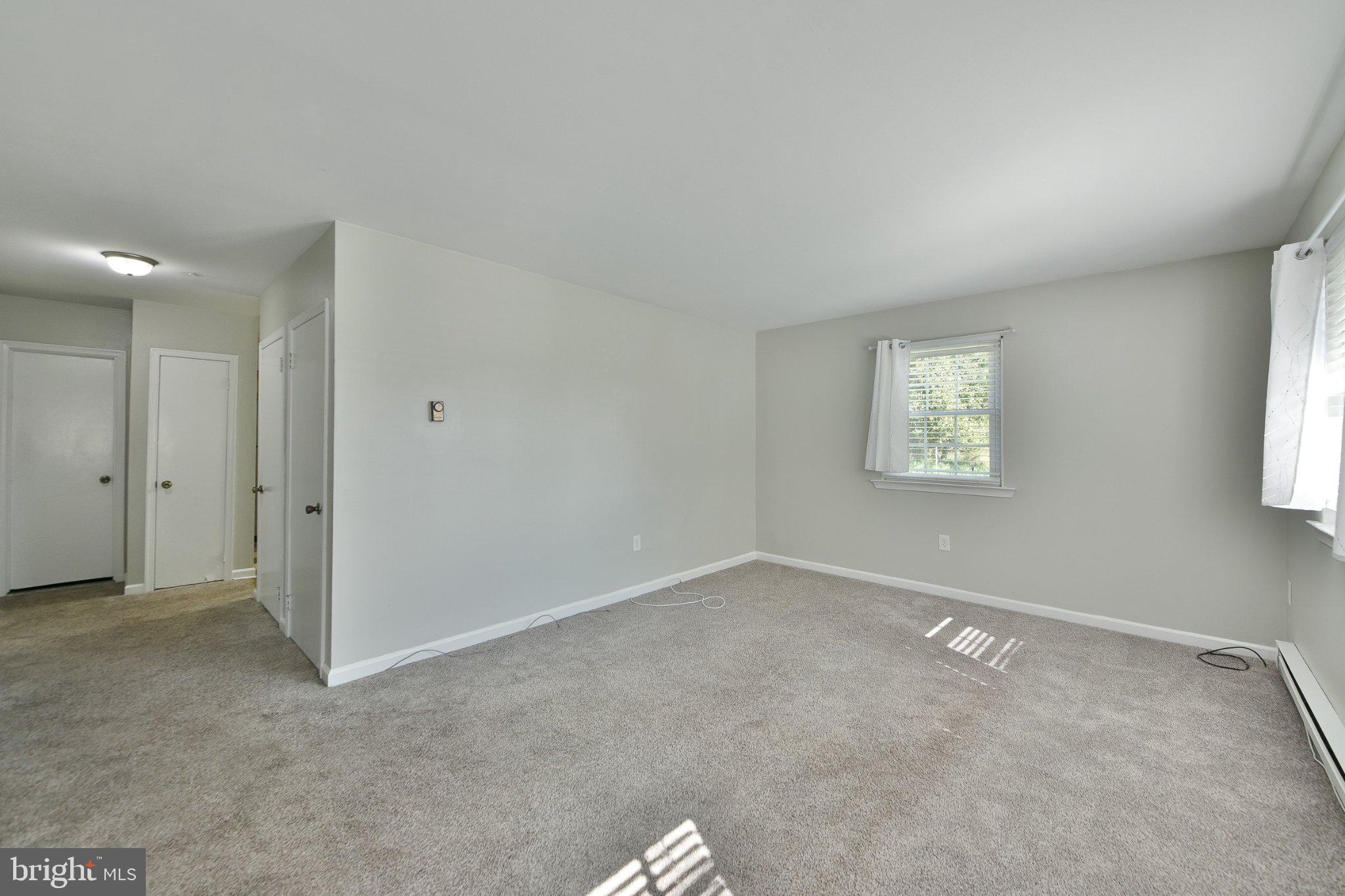 576 MEADOWBROOK AVENUE