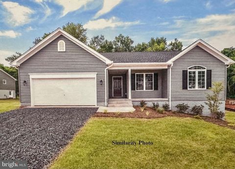 Photo of 12215 Autumn Ridge Lane, UNIONVILLE, VA 22567 (MLS # VAOR2012702) Photo of 12215 Autumn Ridge Lane, UNIONVILLE, VA 22567 (MLS # VAOR2012702)