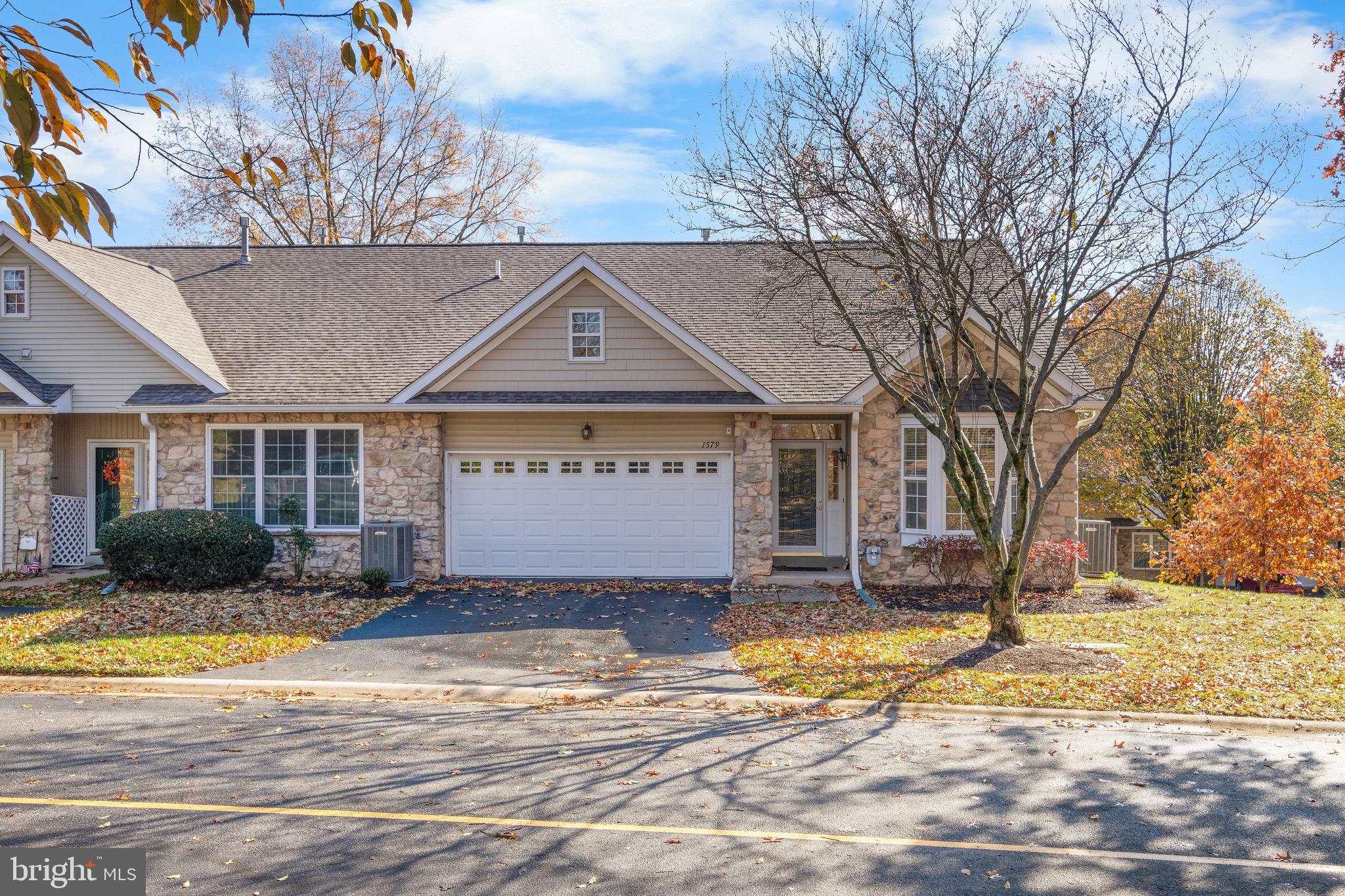 GOLFVIEW - Residential