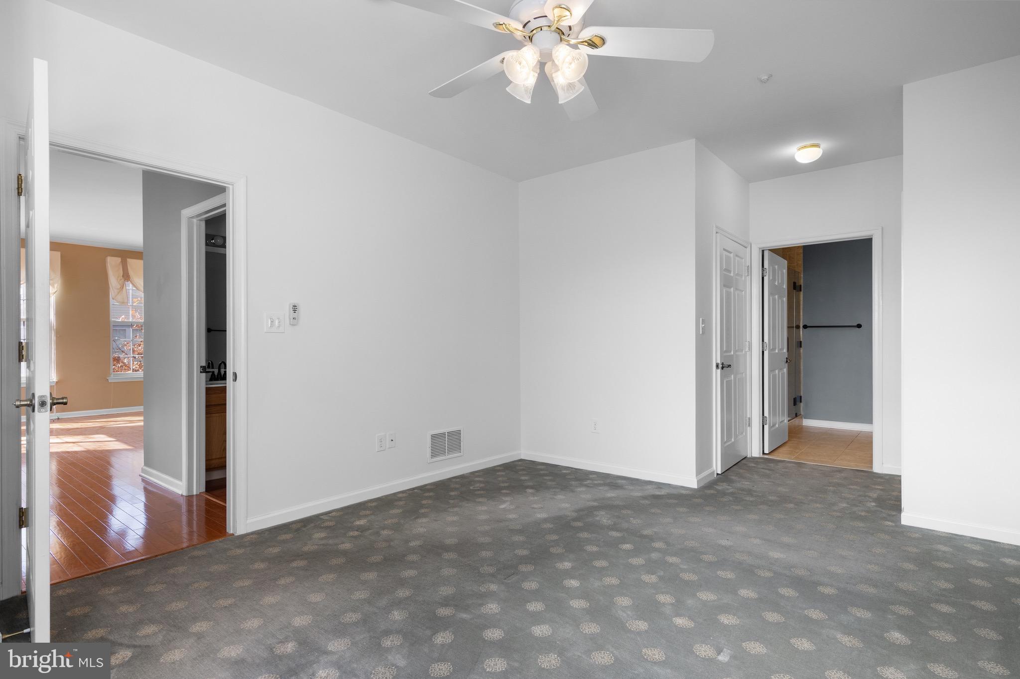 GOLFVIEW - Residential