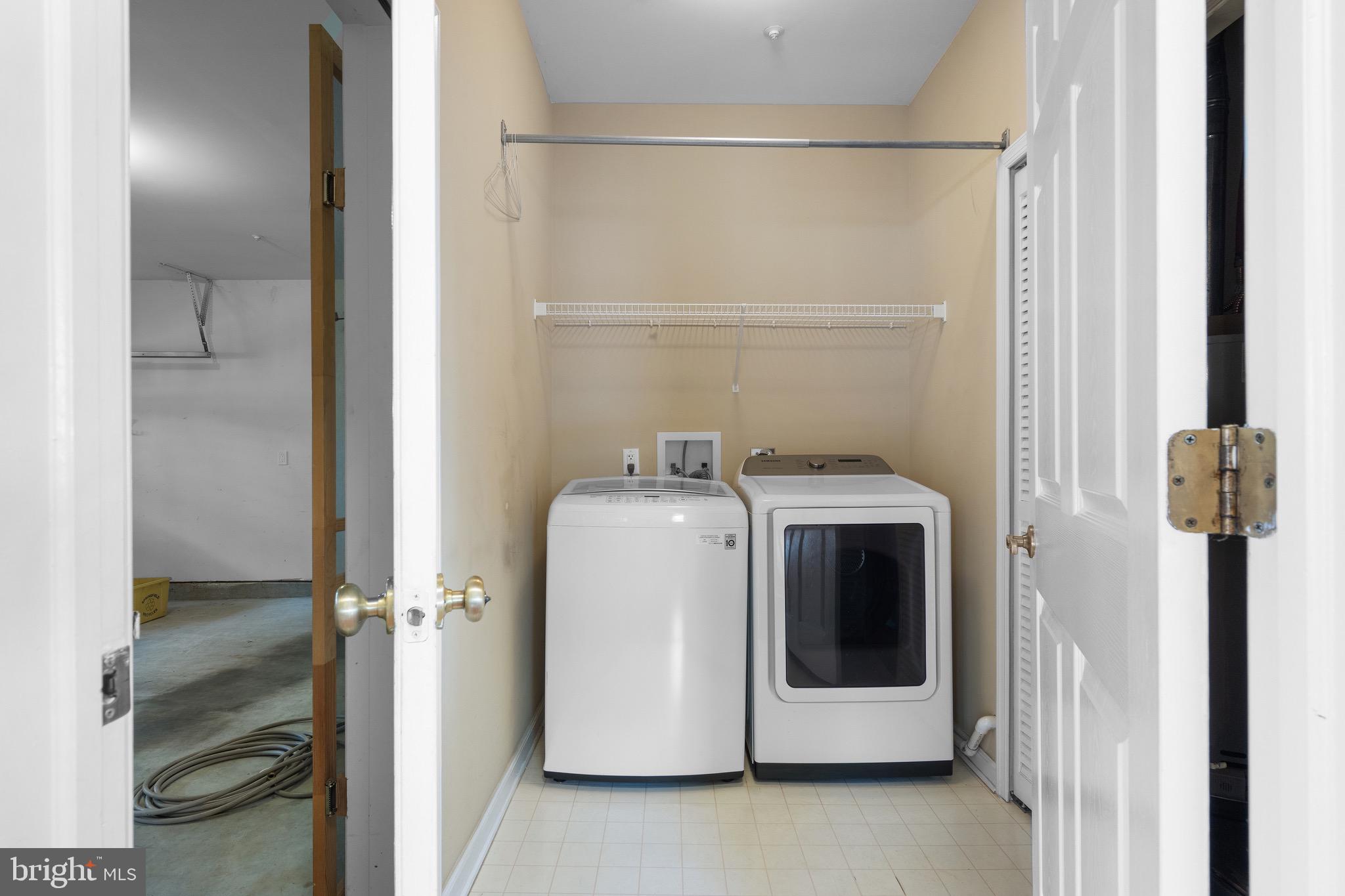 GOLFVIEW - Residential