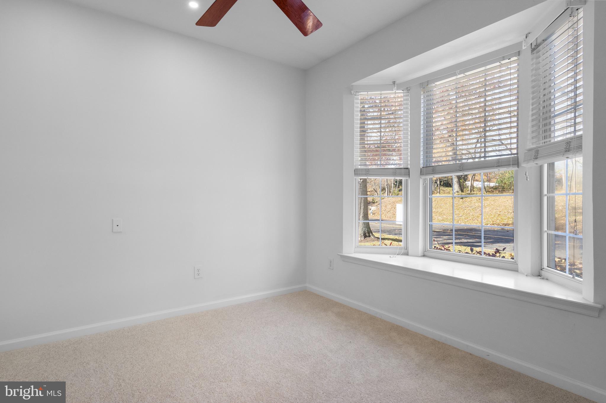 GOLFVIEW - Residential