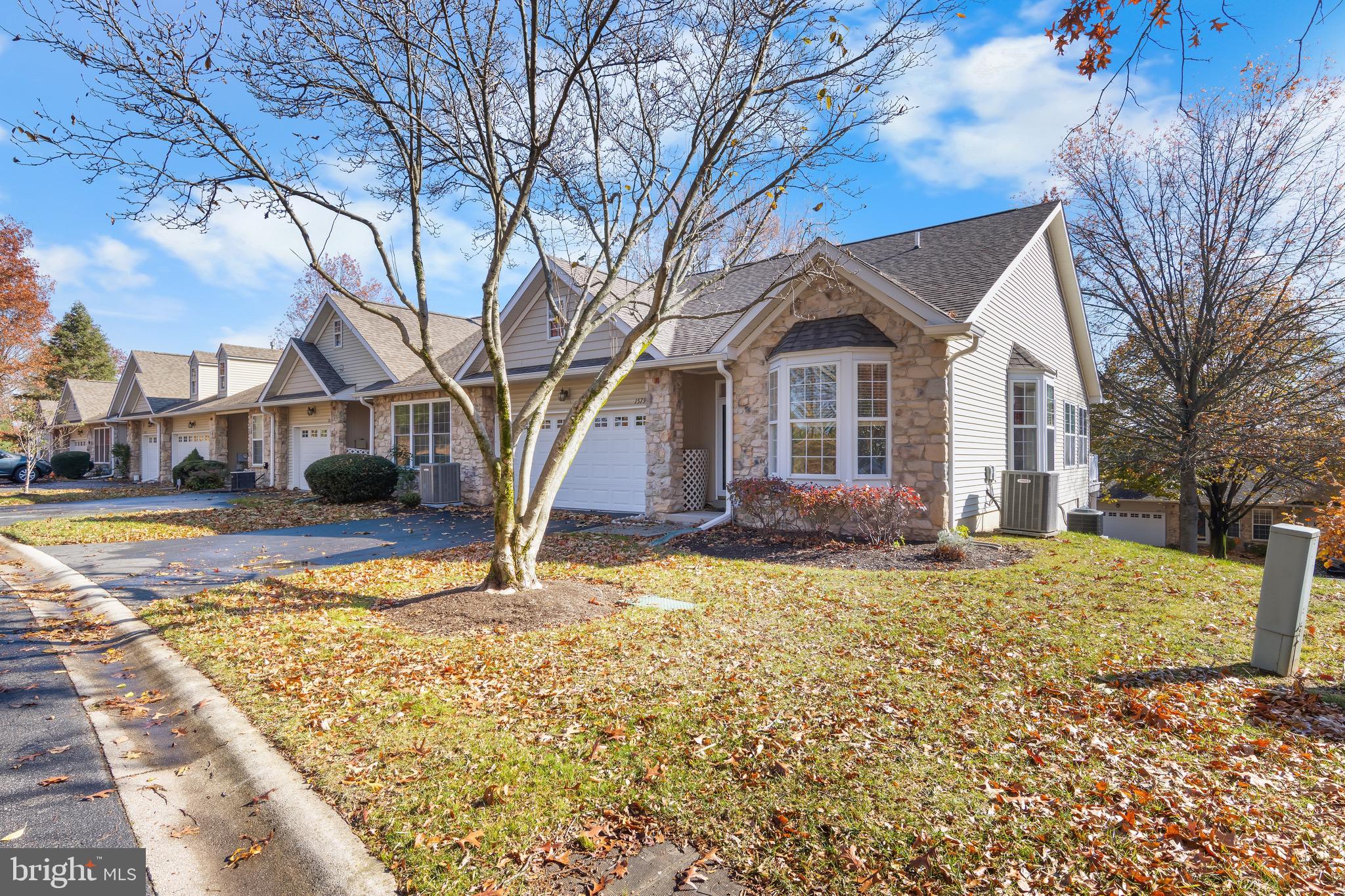 GOLFVIEW - Residential