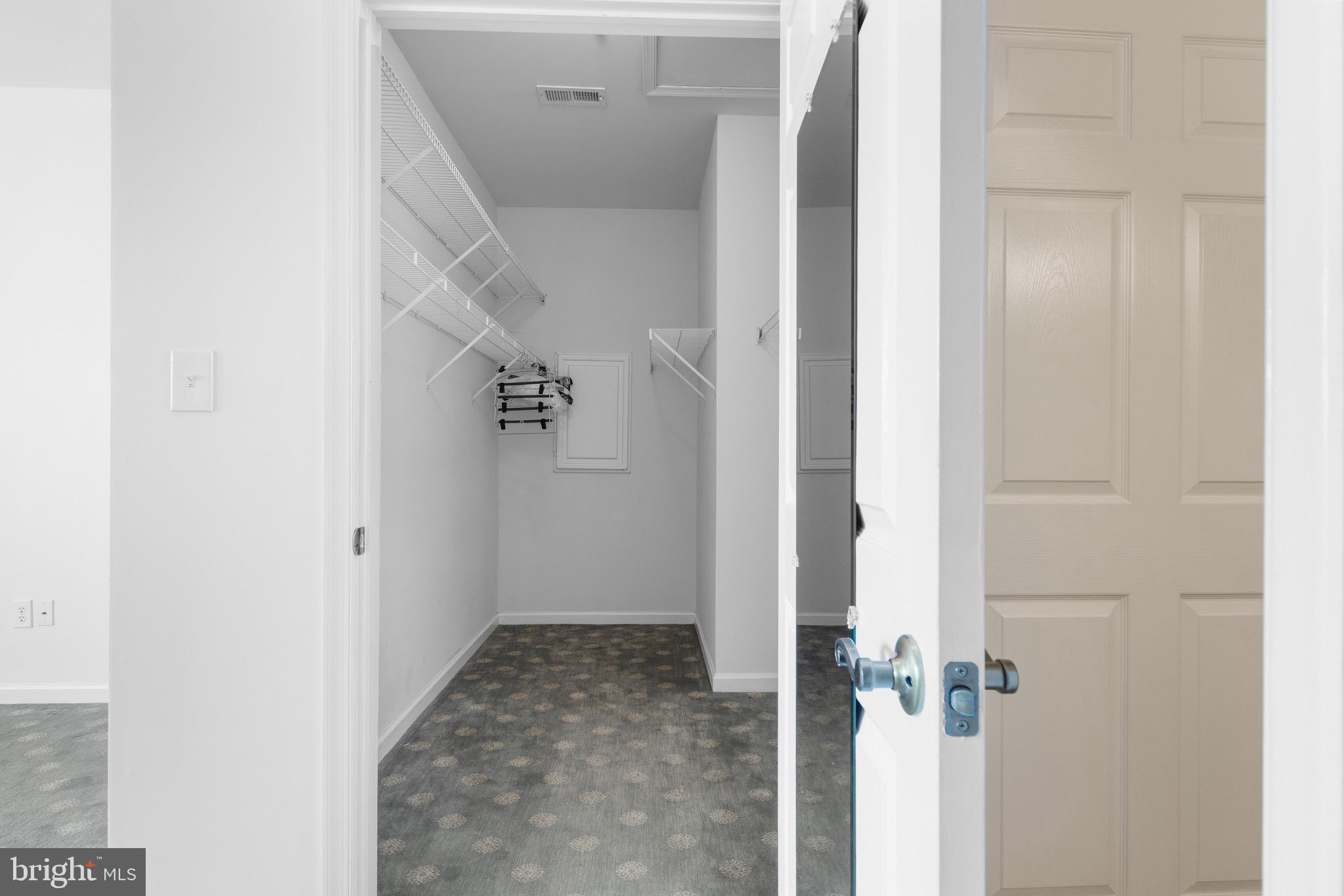 GOLFVIEW - Residential