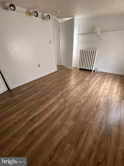 RIVERSIDE - Residential Lease