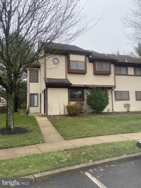 703 Jacob Court Unit 3, Dayton, NJ MLS: NJMX2008442