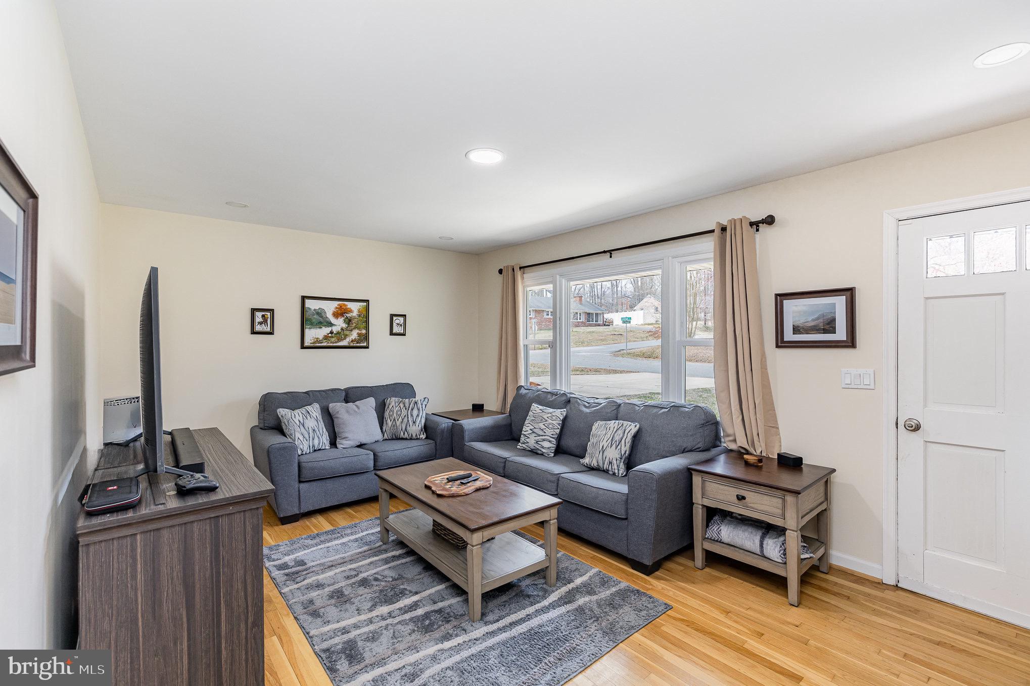 MT. PLEASANT ESTATES - Residential