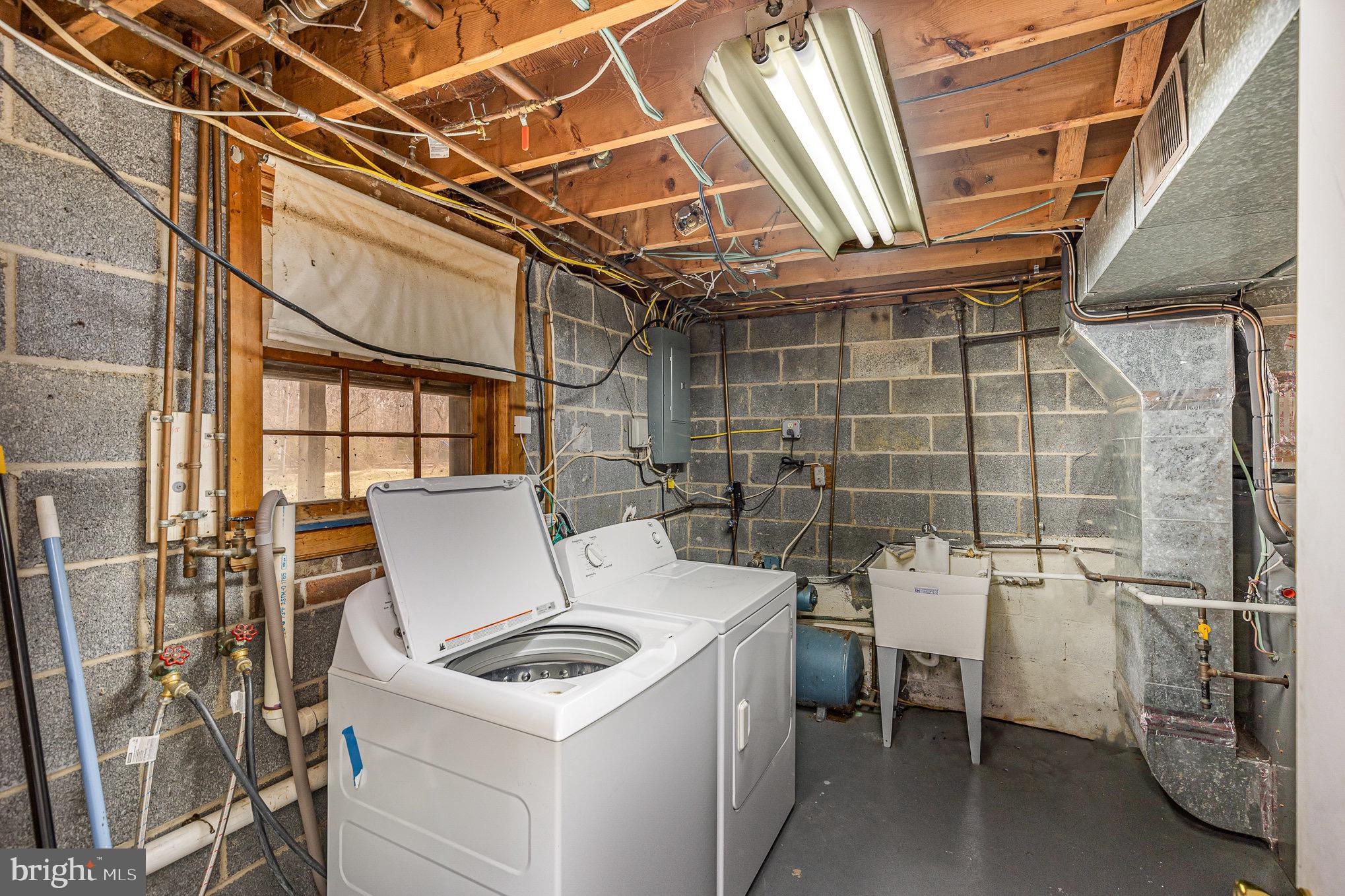 MT. PLEASANT ESTATES - Residential