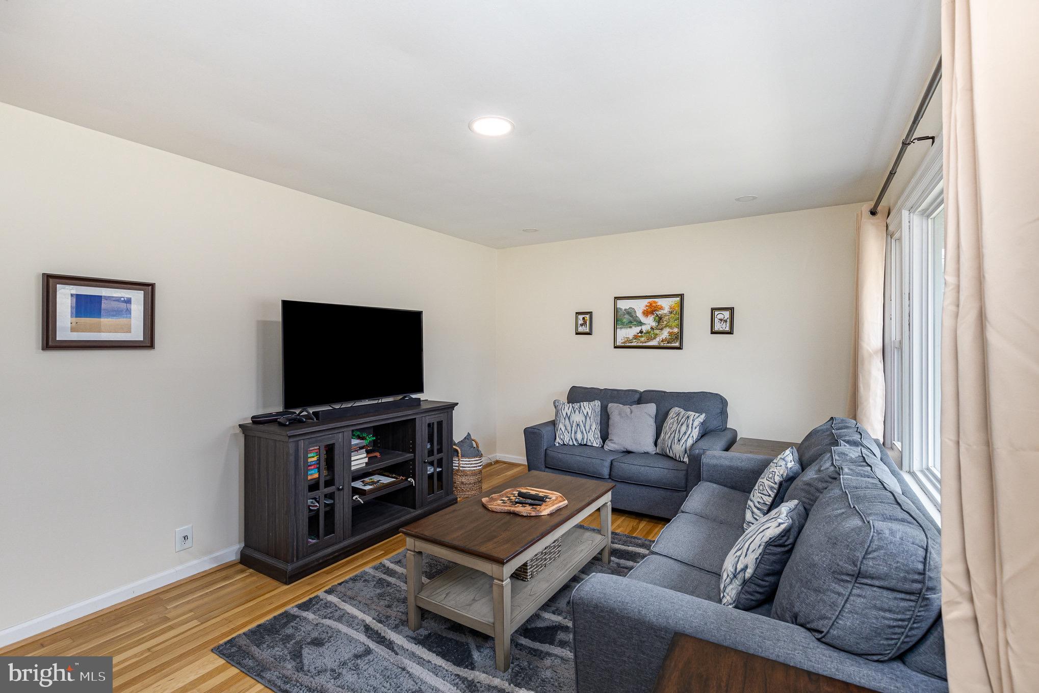 MT. PLEASANT ESTATES - Residential