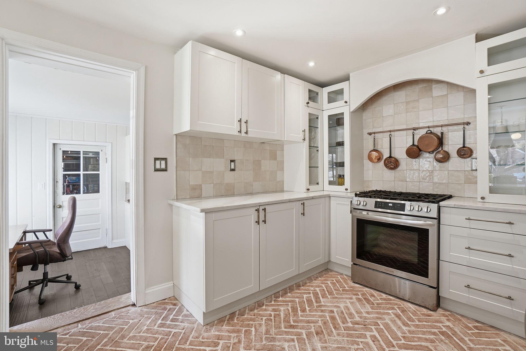 MARY LEA PARK - Residential