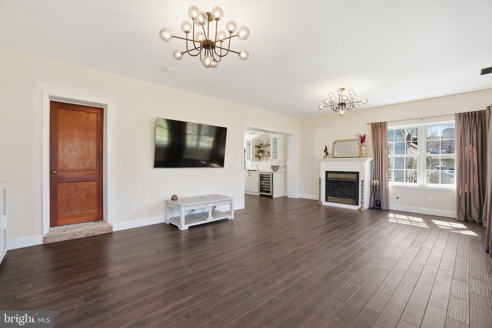 MARY LEA PARK - Residential