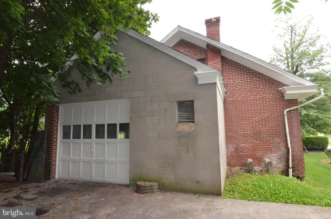 1709 LAMPETER ROAD