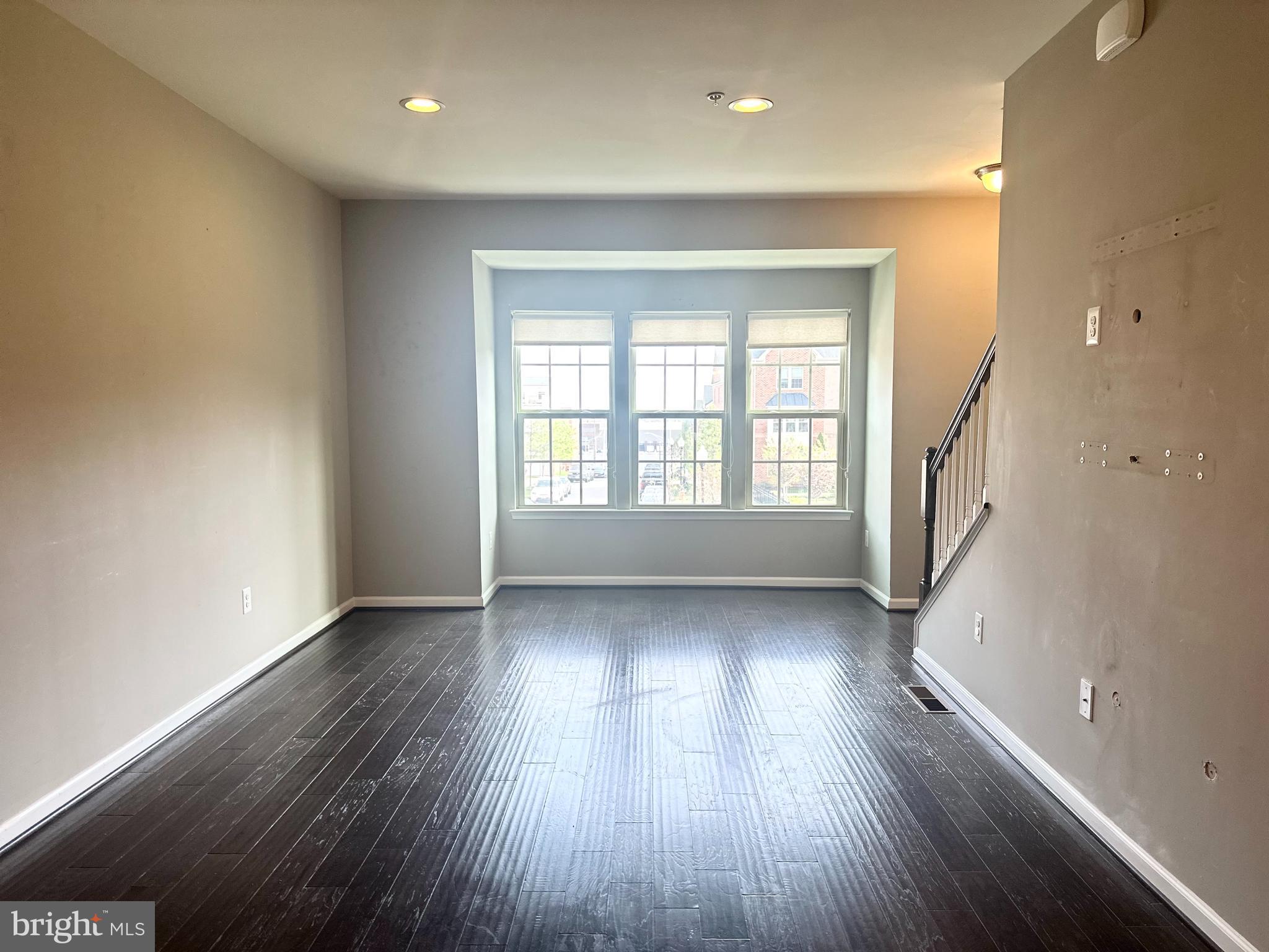 O'DONNELL SQUARE - Residential Lease