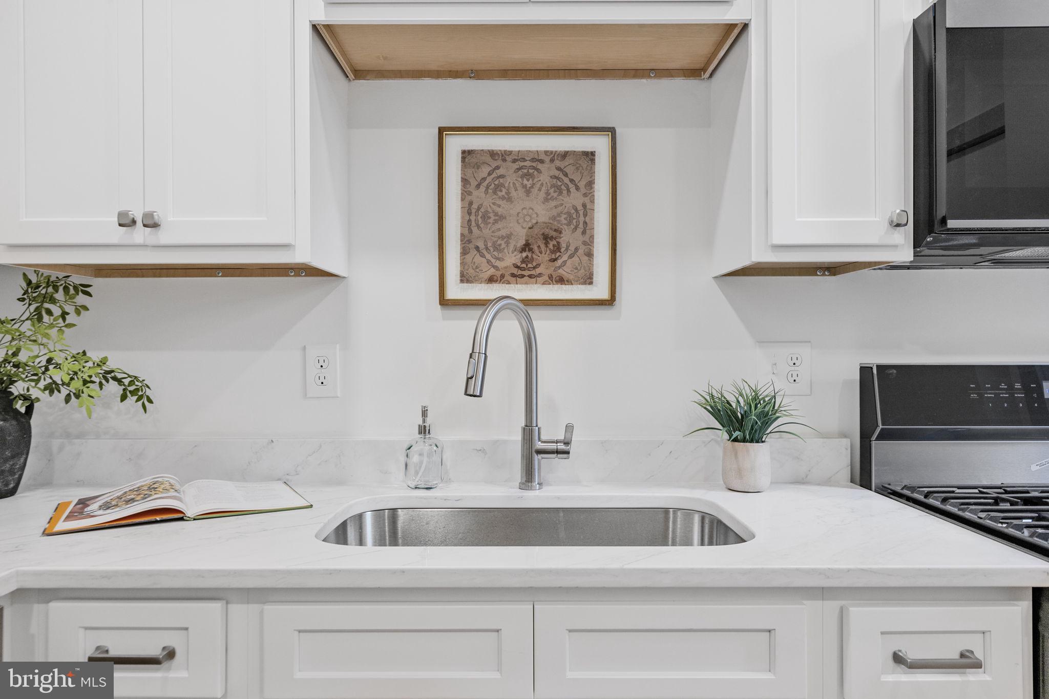 WYMAN PARK HAMPDEN - Residential