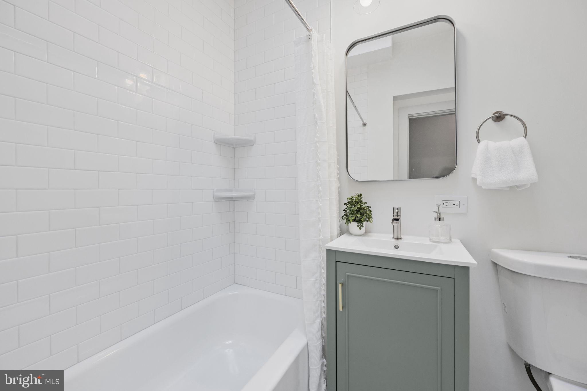 WYMAN PARK HAMPDEN - Residential