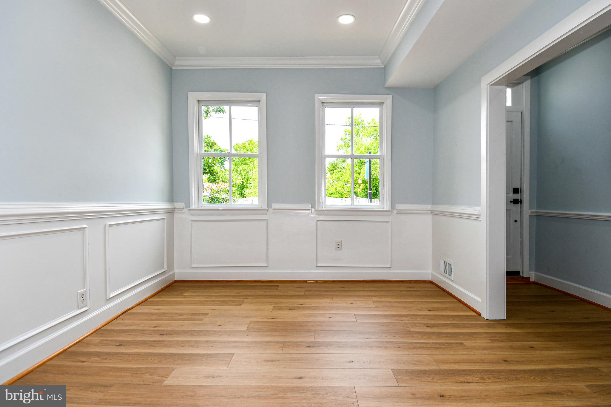 OLD TOWN - Residential Lease