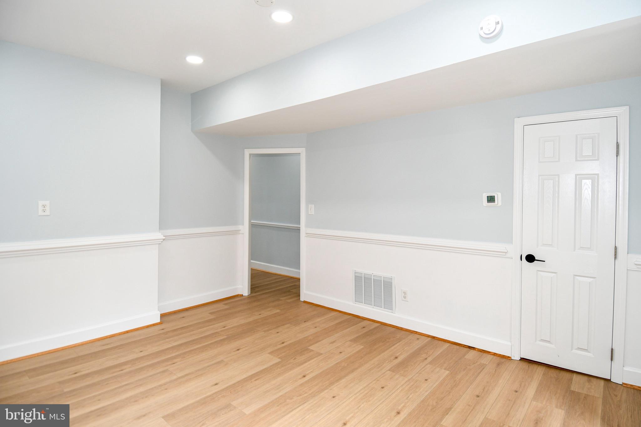 OLD TOWN - Residential Lease