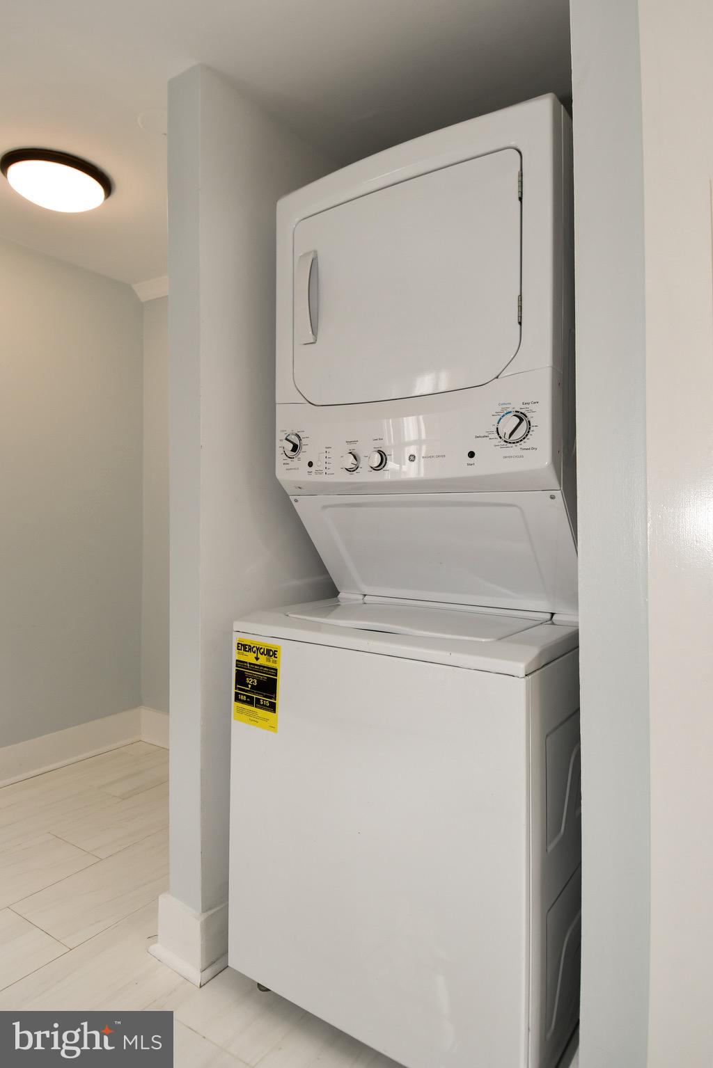 OLD TOWN - Residential Lease