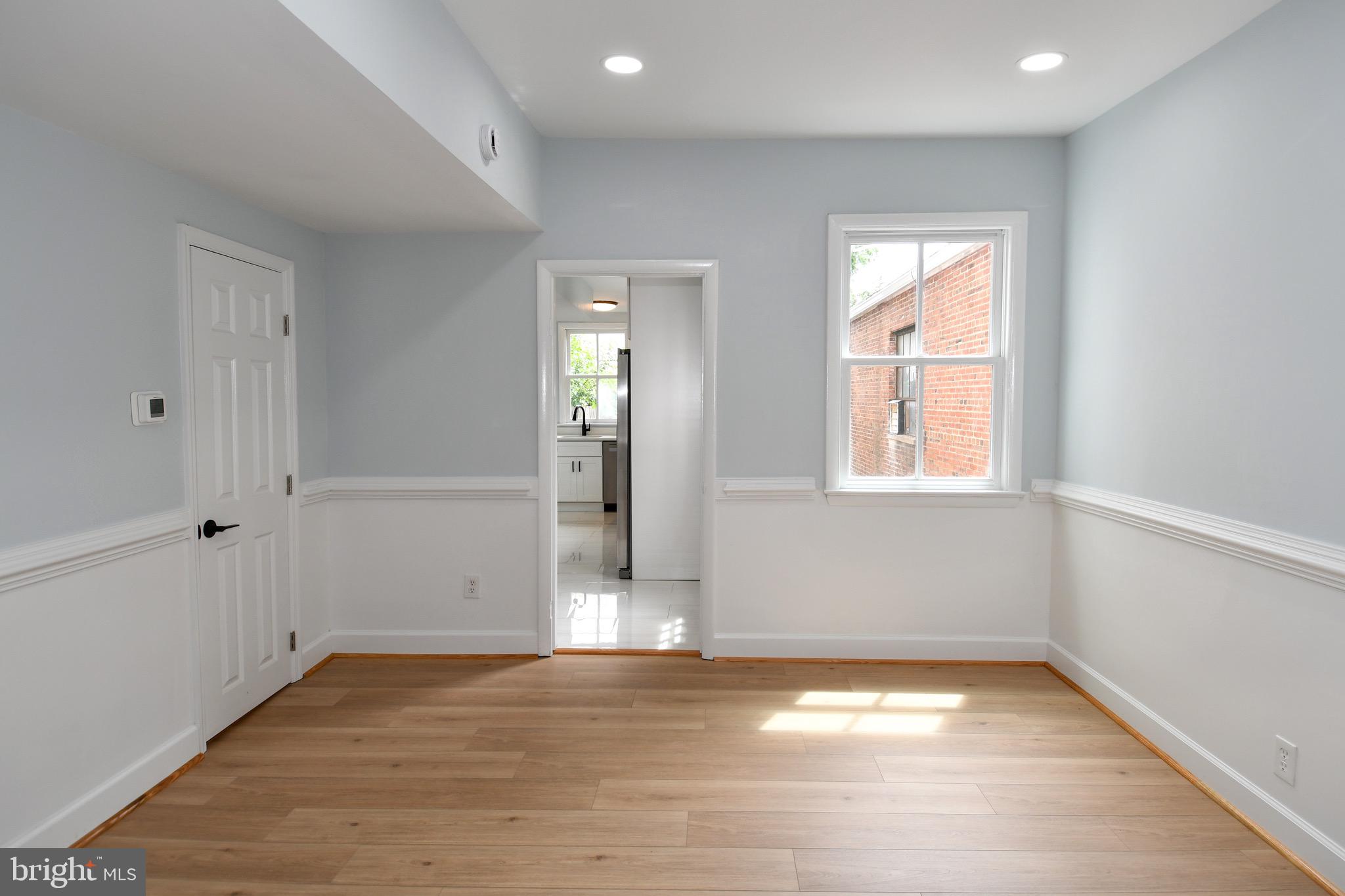 OLD TOWN - Residential Lease