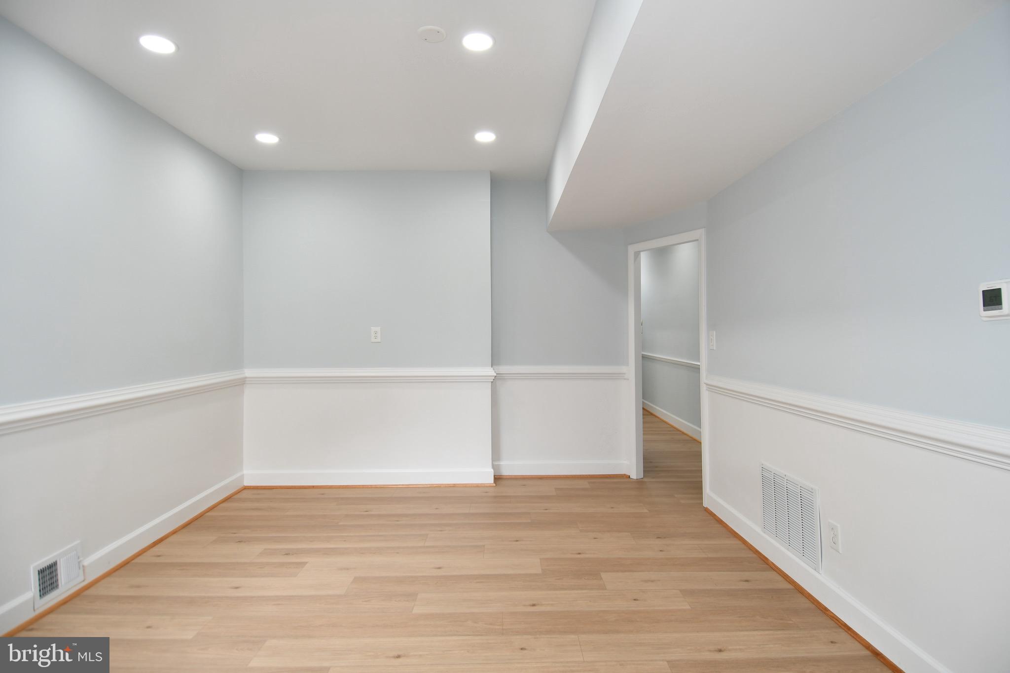 OLD TOWN - Residential Lease