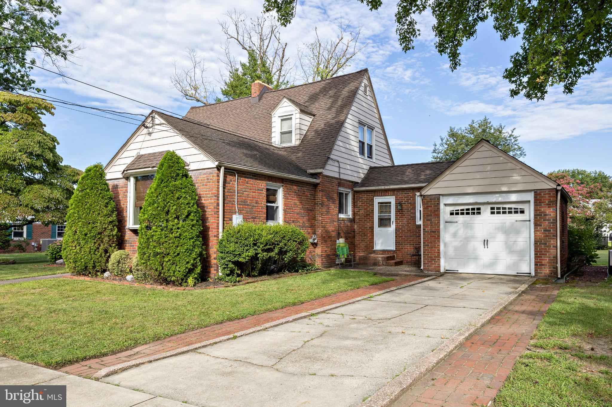 605 MANSION AVENUE