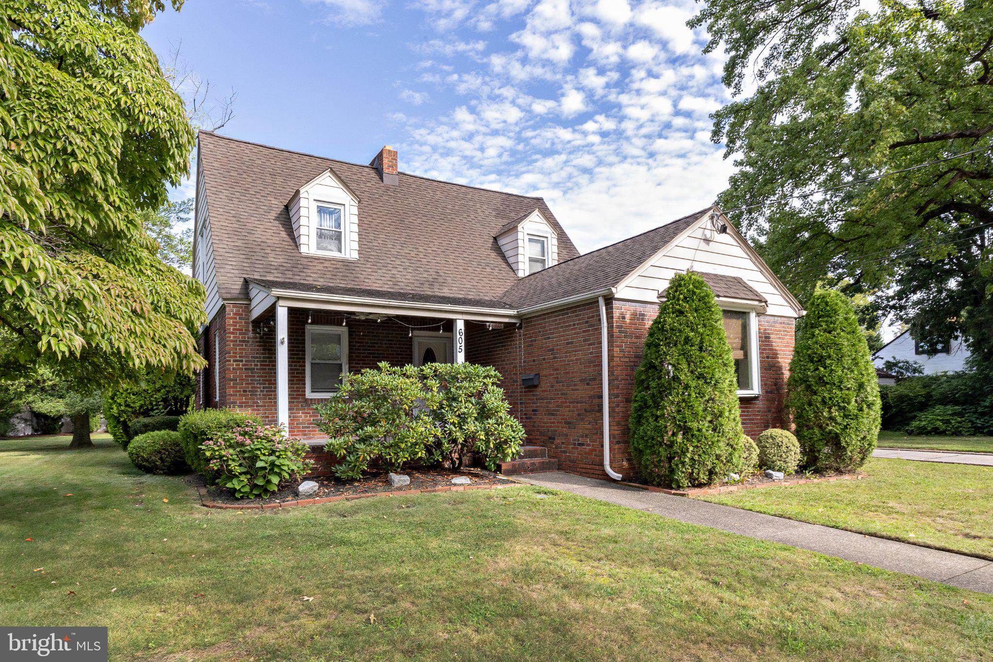 605 MANSION AVENUE