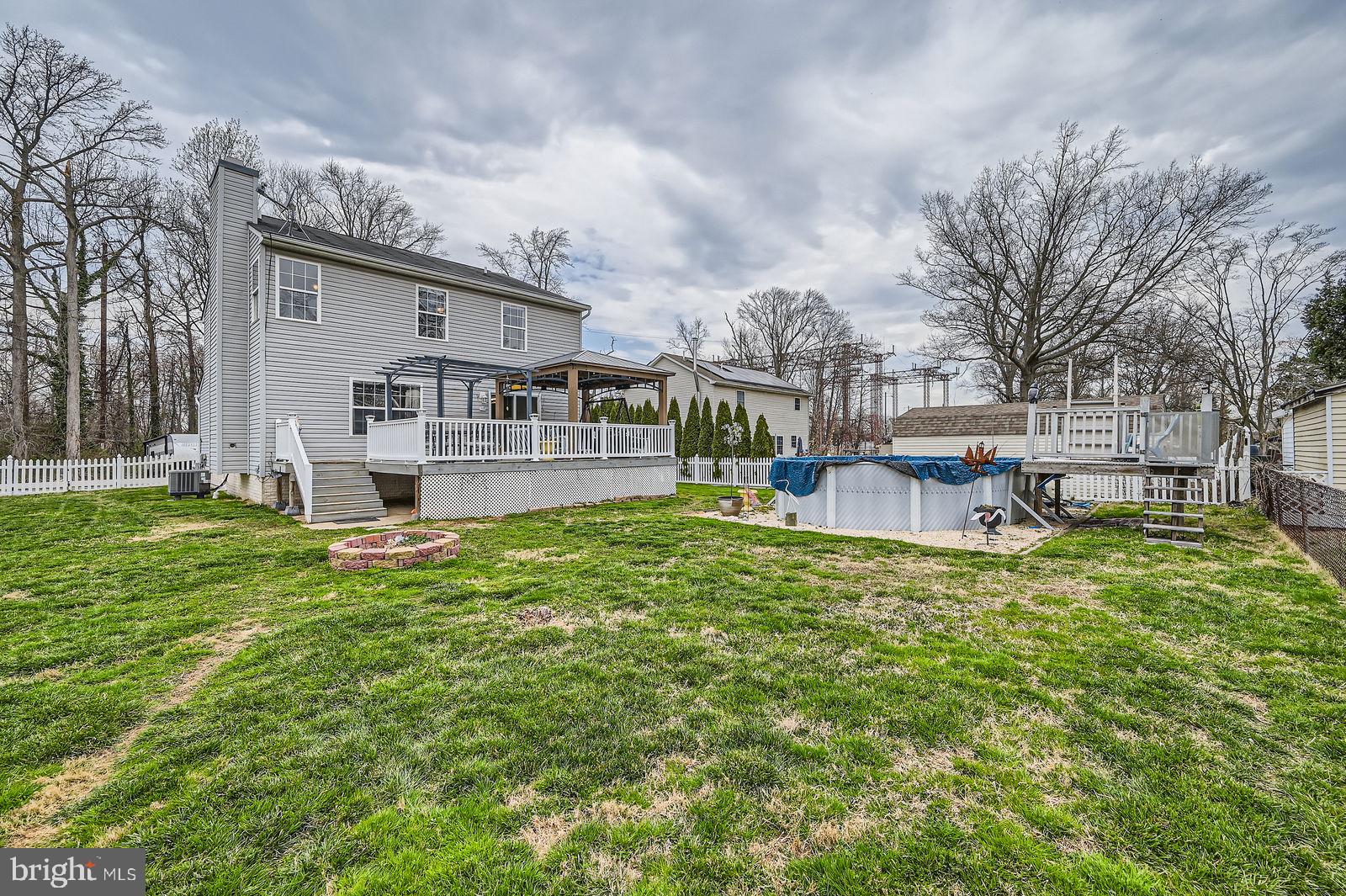 OLIVER BEACH - Residential