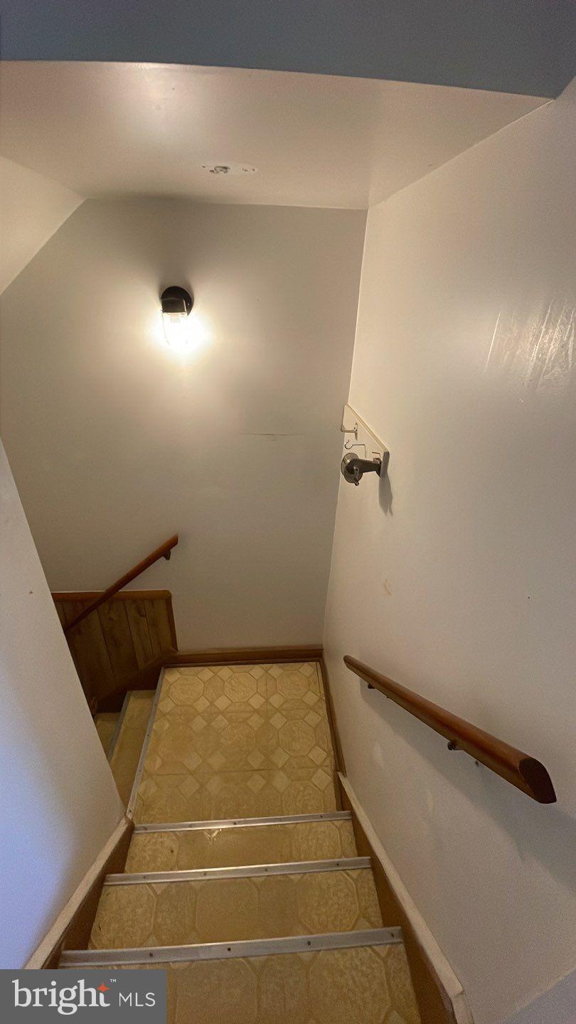 MOUNT HEBRON - Residential Lease