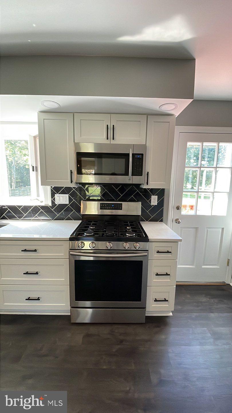 MOUNT HEBRON - Residential Lease