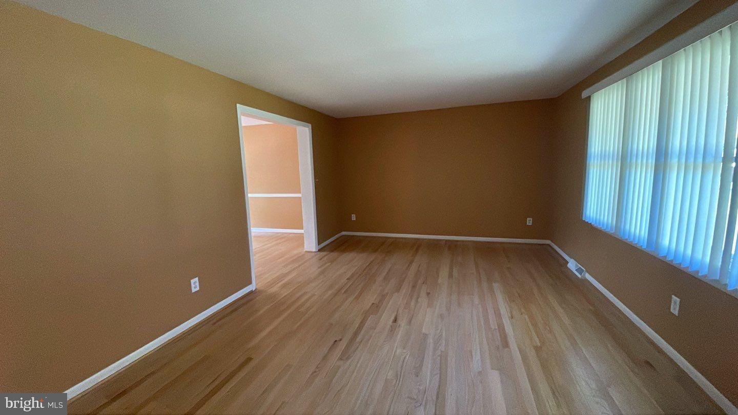 MOUNT HEBRON - Residential Lease