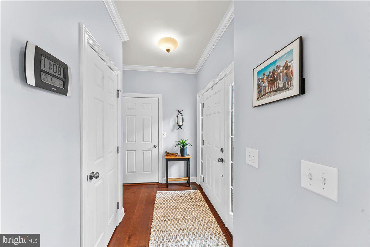 VILLAGE GREENE - Residential