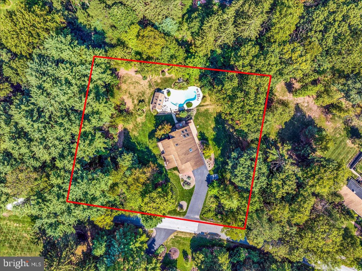 HESSIAN PINES - Residential