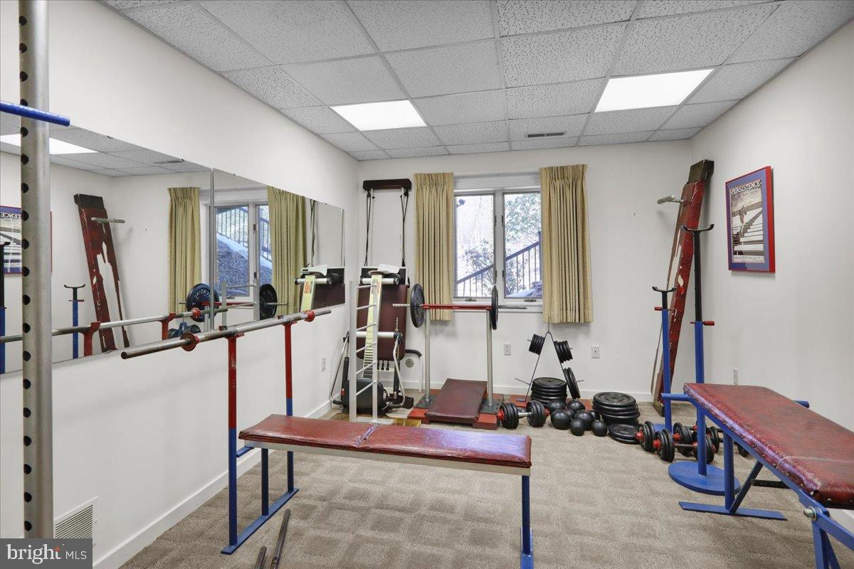 HESSIAN PINES - Residential