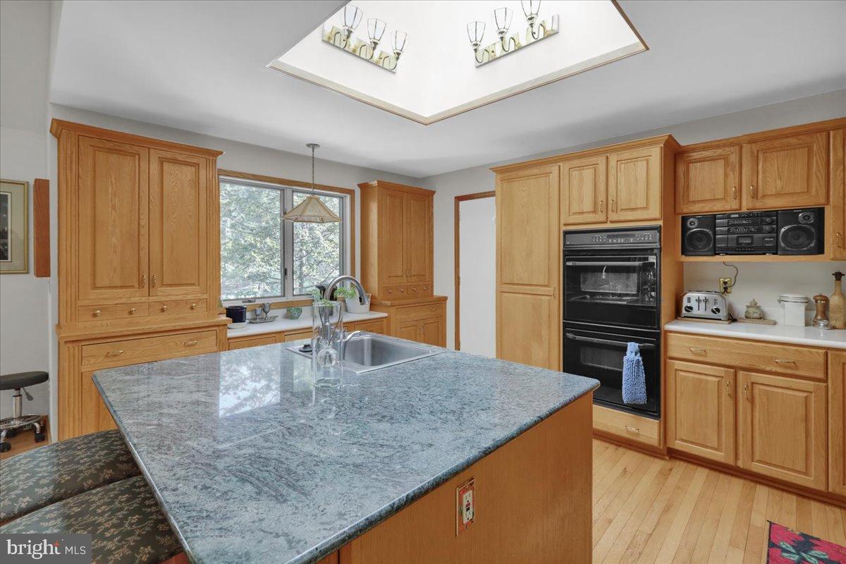 HESSIAN PINES - Residential