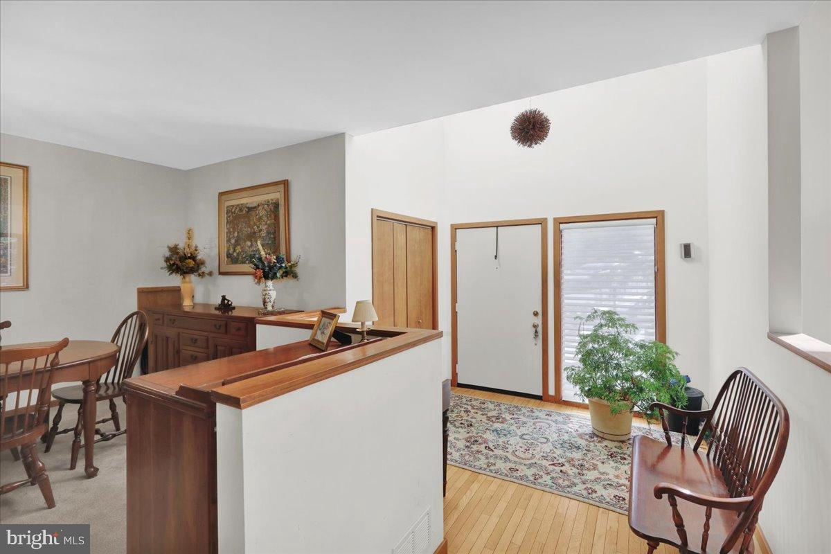 HESSIAN PINES - Residential