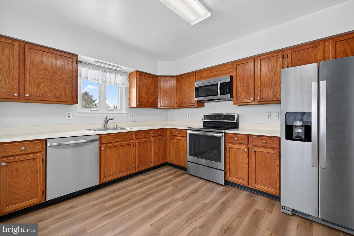 CRESTWOOD VILLAGE - Residential