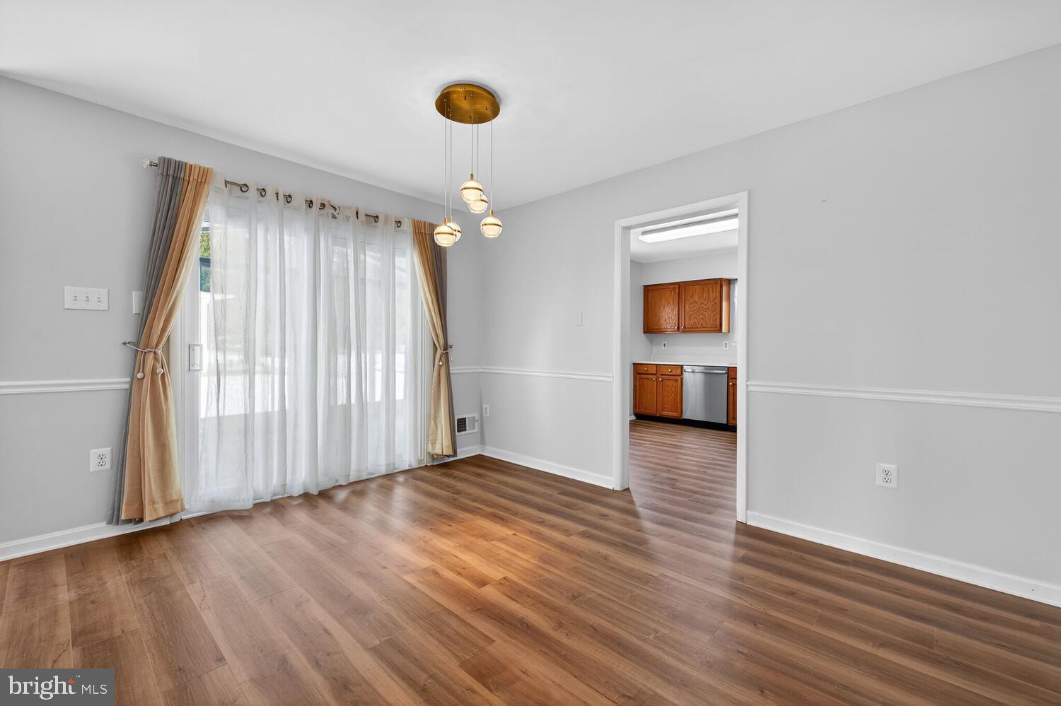 CRESTWOOD VILLAGE - Residential