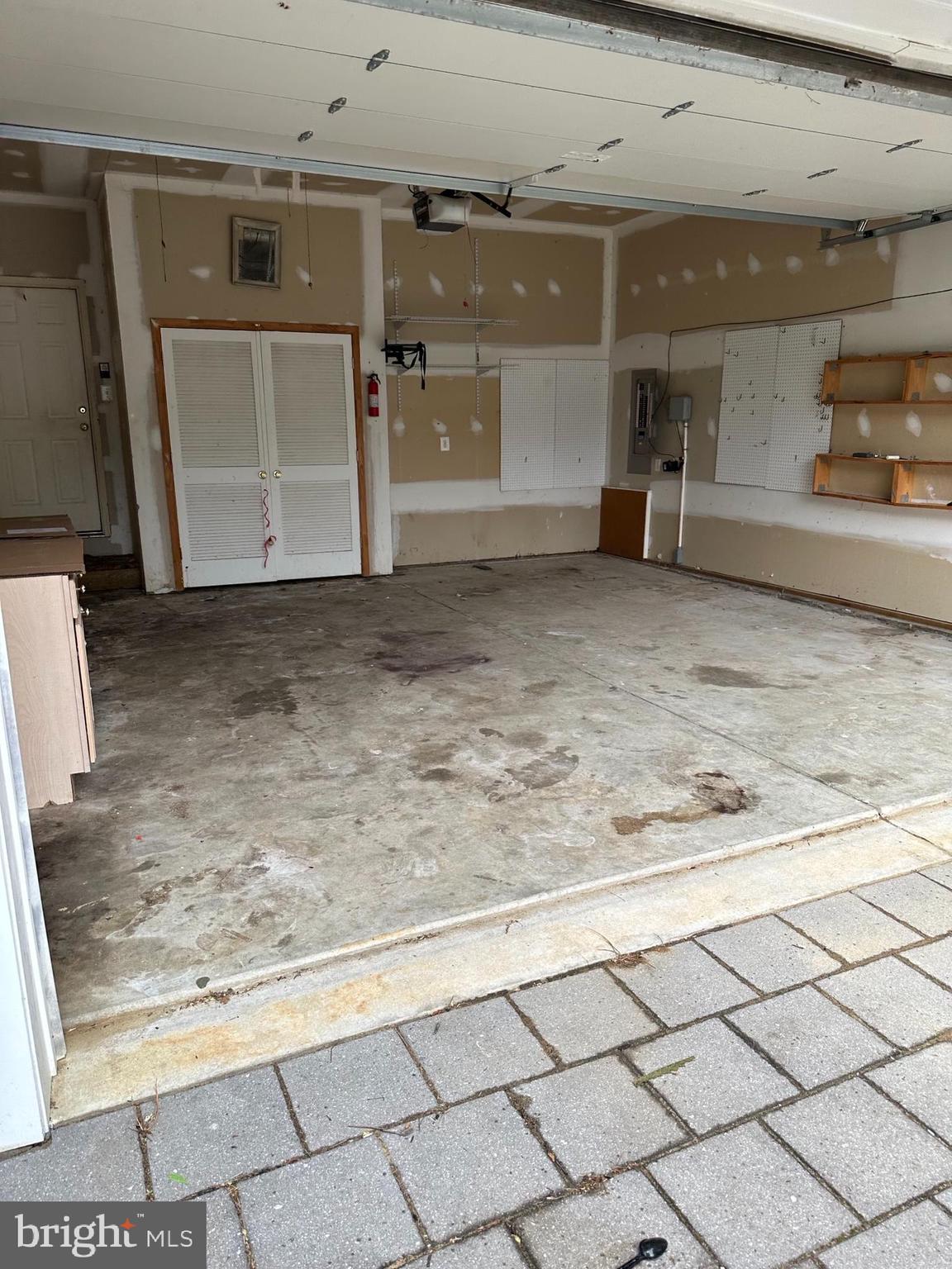 BAY CITY - Residential