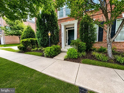 Townhouse For Rent - 2261 Potomac Club Parkway Pkwy<br/> WOODBRIDGE, VA 22191